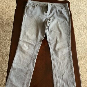 So Sz 17 Average Grey Skinny Jeans Juniors